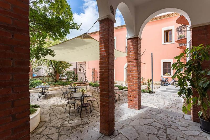 Borgo Prima Luce Hotel Cuglieri Exterior photo